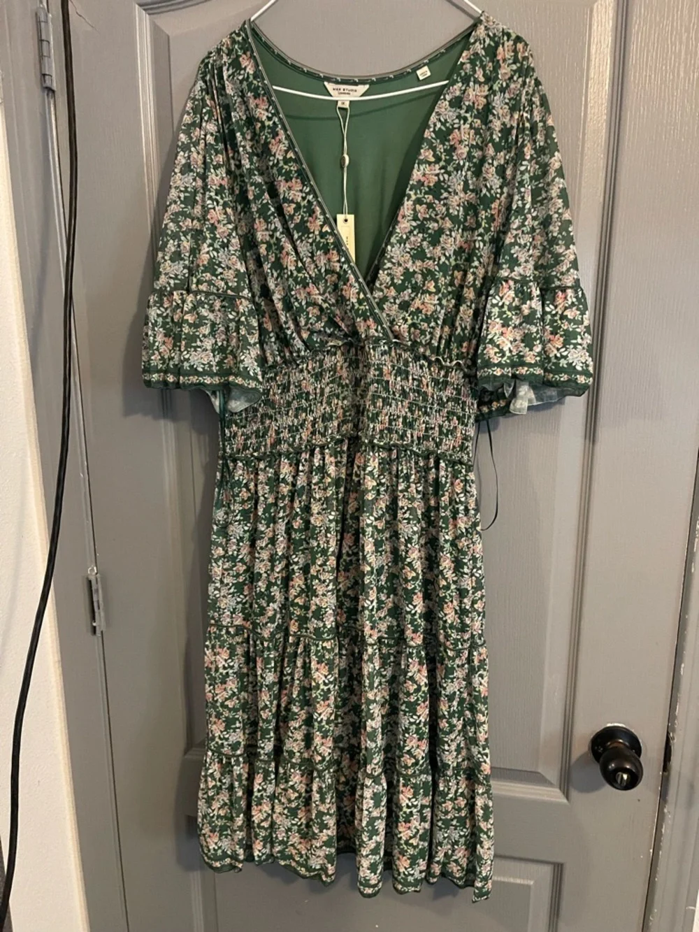 max studio green wrap dress Max Studio | Dresses | Max Studio Green Floral Wrapstyle Midi Dress